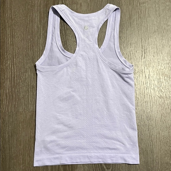 Lululemon Swiftly Tech Racerback Tank Top 2.0 Waist Length Lavender Frost Size 0 - Picture 6 of 7